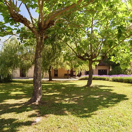 Cozy Holiday In With Swimming Pool Сasa de vacaciones *
