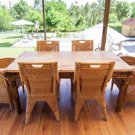 Сasa de vacaciones Cozy Holiday In With Swimming Pool *